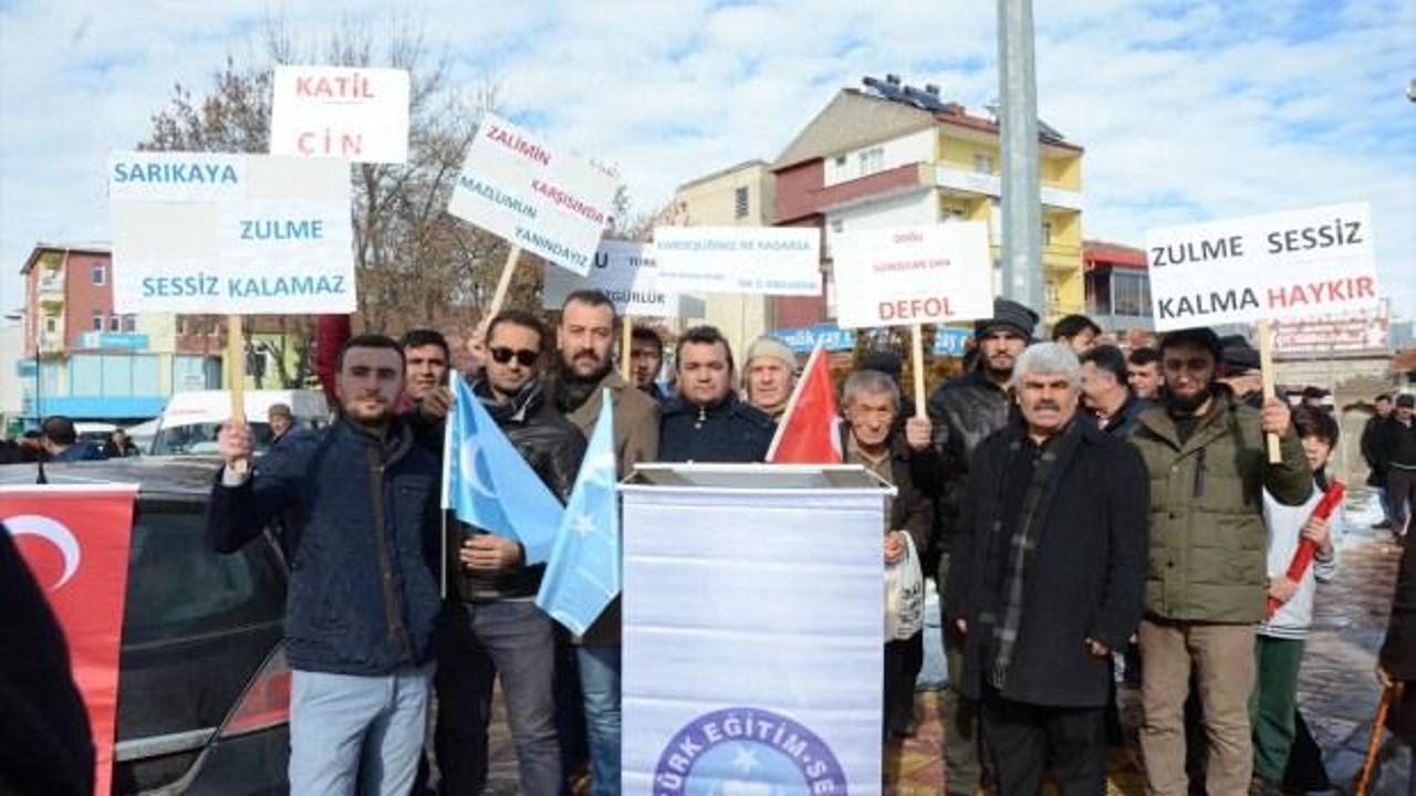 Sarıkaya'da Doğu Türkistan için yürüyüş düzenlendi