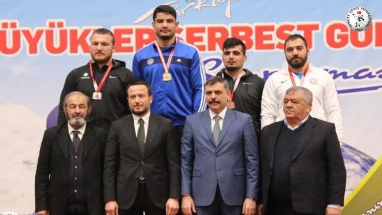 Taha Akgül Türkiye şampiyonu oldu!