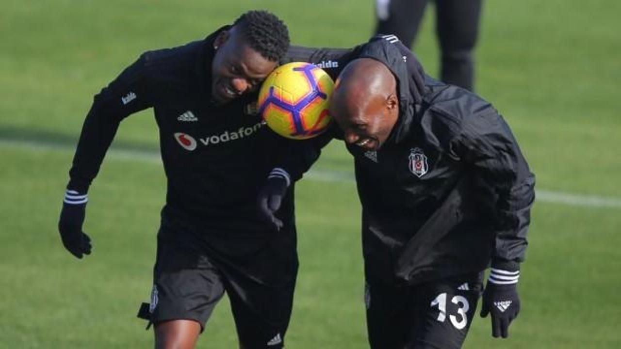Beşiktaş'ta ayrılık! Transfer resmen açıklandı!