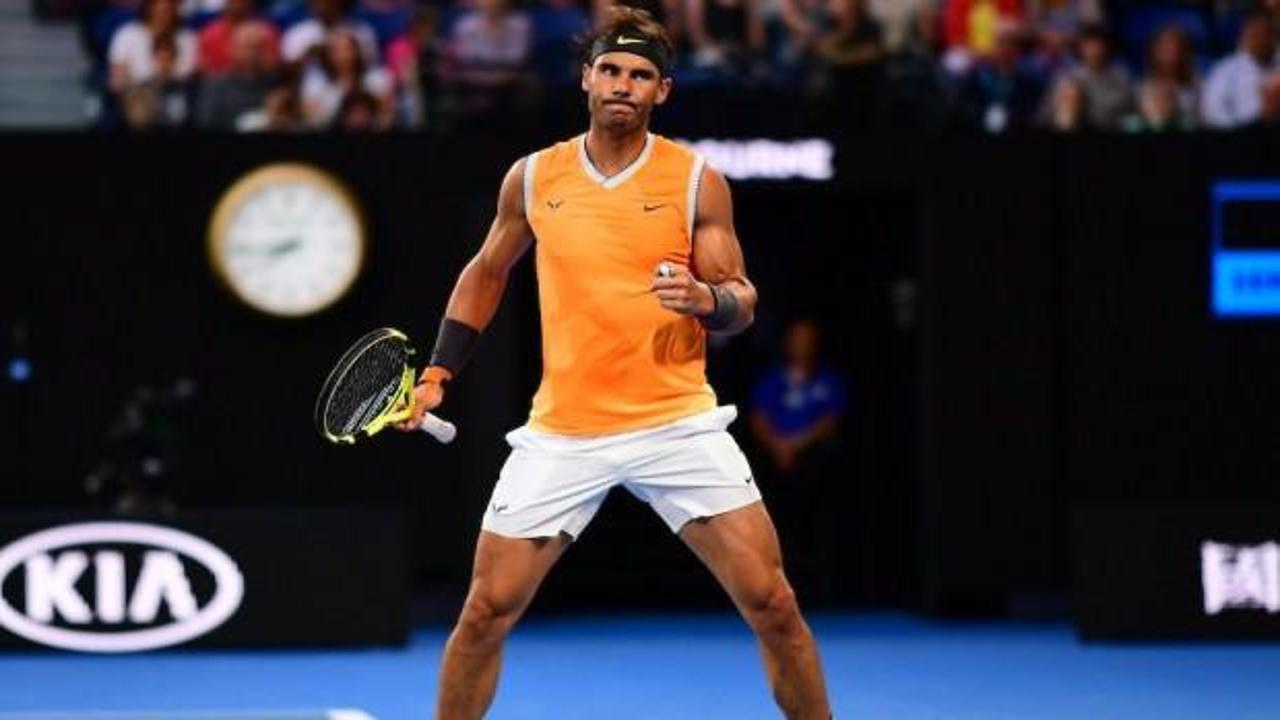 Rafael Nadal set vermeden turladı