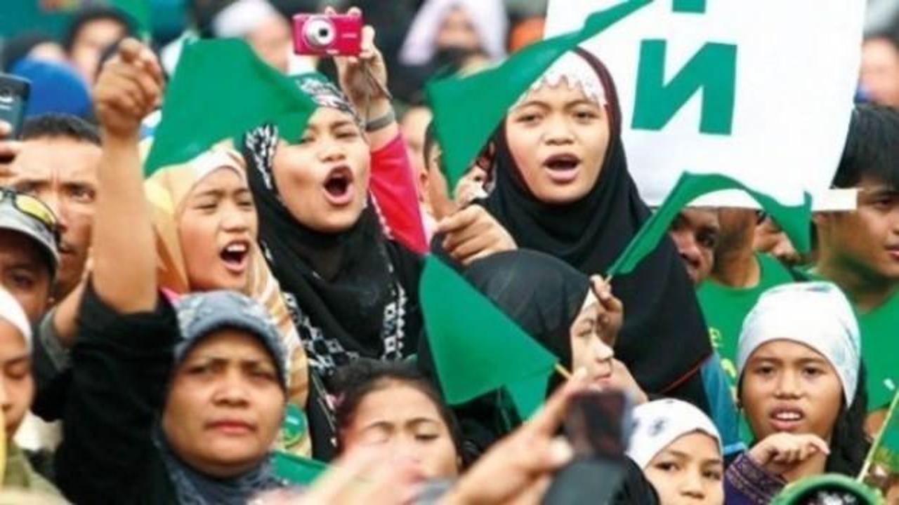 Filipinler'deki Moro Müslümanlarına destek! Yaralar sarılacak