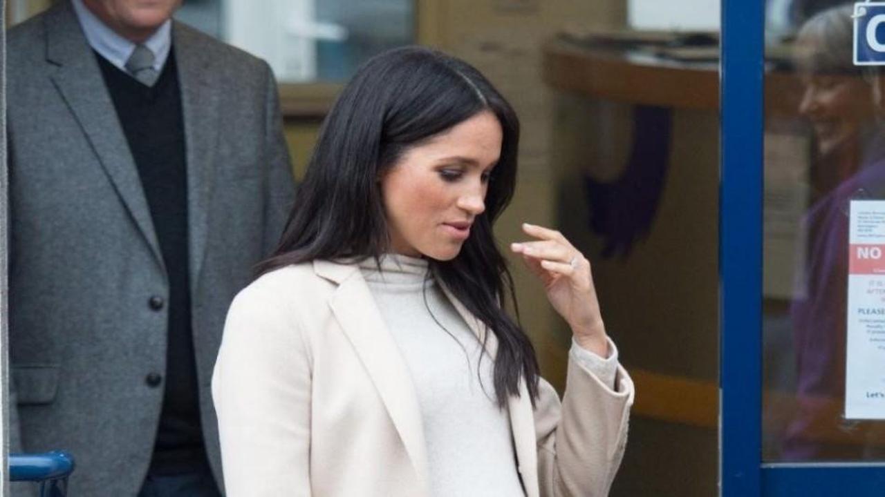 Meghan Markle'ın 20 dolarlık elbisesi çok konuşuldu