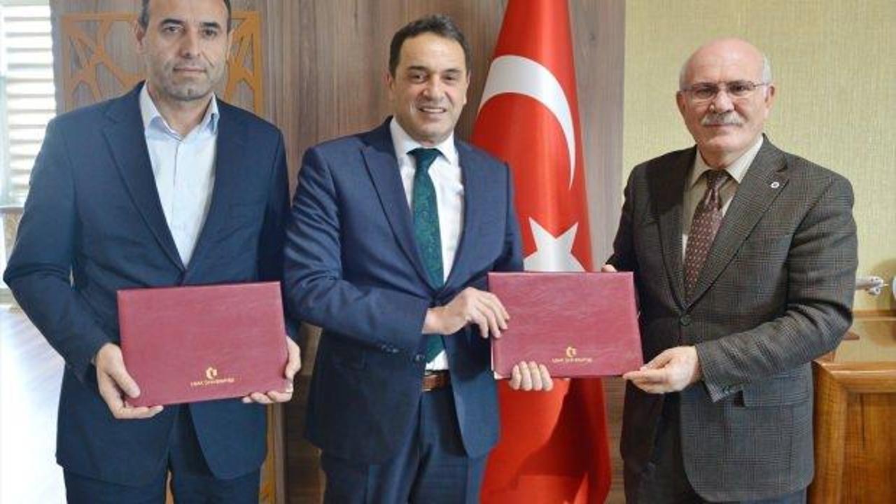 Uşak Üniversitesi ile lise arasında işbirliği protokolü imzalandı