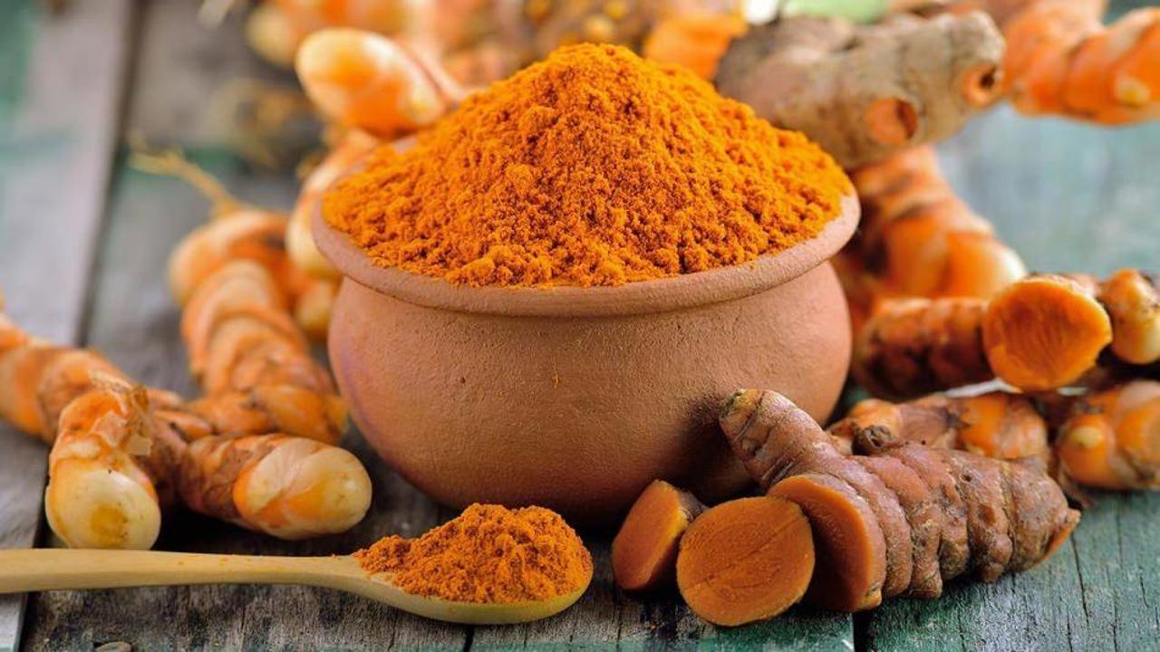 Kanser tedavisinde büyük buluş! İlaçlı zerdeçallar...