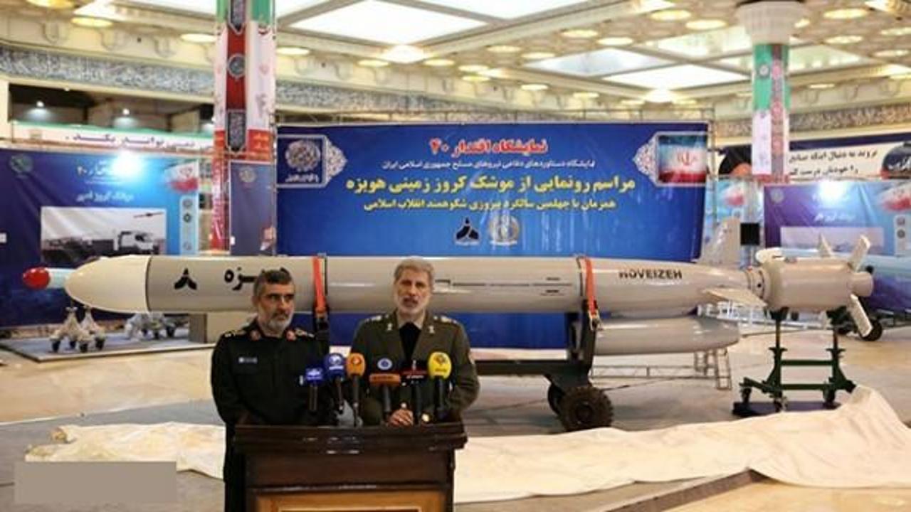 İran 'Huveyze'yi tanıttı! Menzili 1350 km!