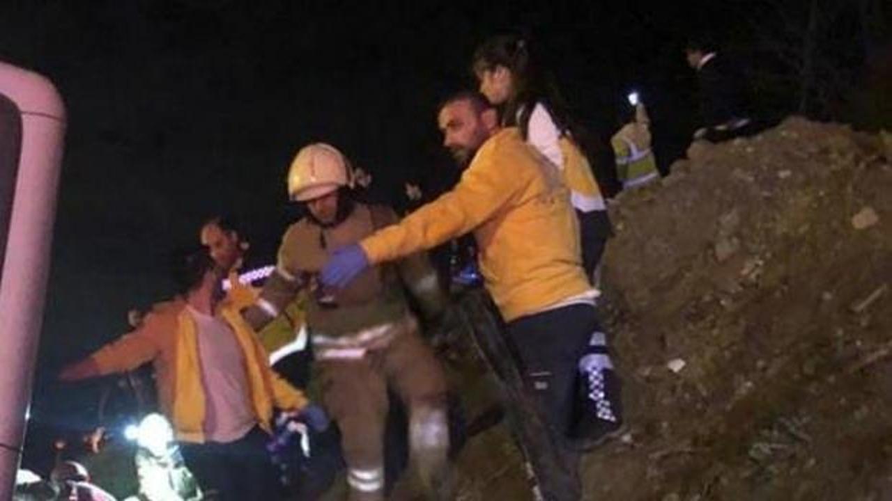 İstanbul'da yolcu otobüsü devrildi: Ölü ve yaralılar var