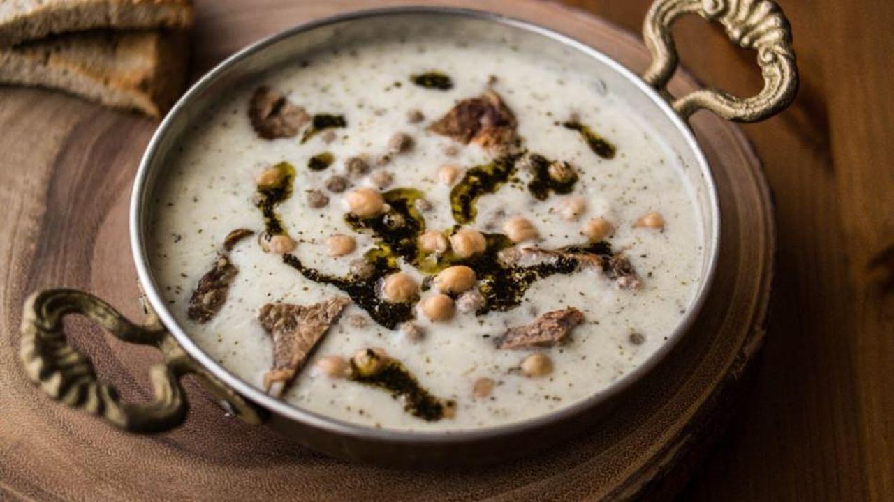 Nefis yuvalama çorbası nasıl yapılır?