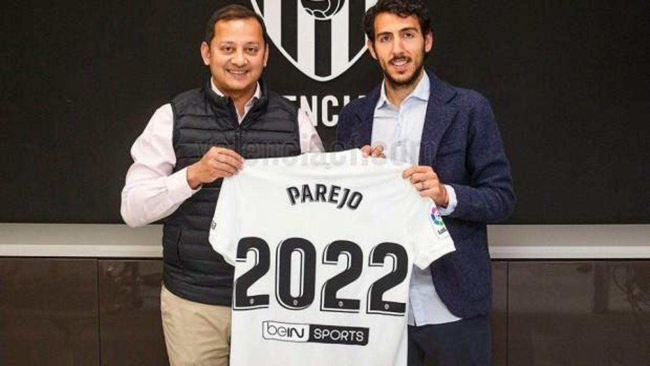 Parejo, 2022'ye kadar Valencia'da