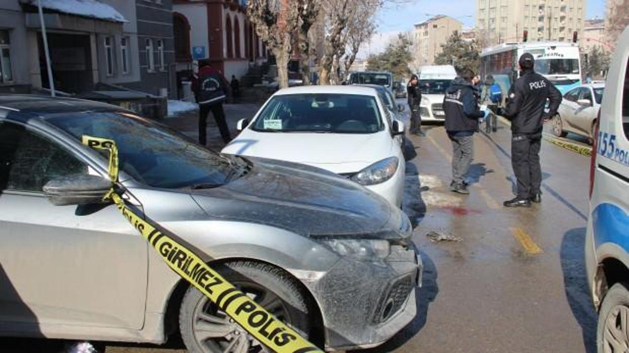 İlk&ouml;ğretim &ouml;ğrencilerinin kavgası &ouml;l&uuml;mle bitti