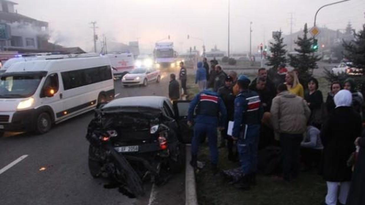İşçi servisi kaza yaptı! Çok sayıda yaralı var