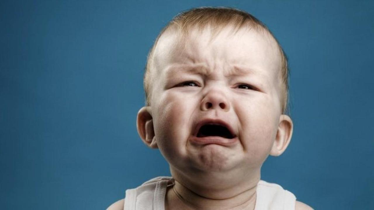Bebeklerin ağlama nedenleri neler?