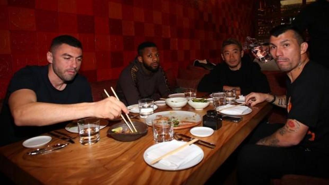 Beşiktaşlı futbolculara Japon yemeği