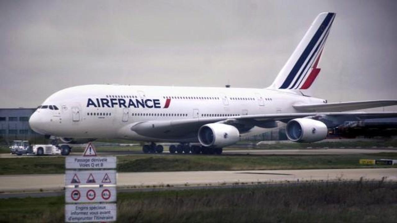 Geçici yaptırım kararı! Air France Venezuela'ya uçuşlarını iptal etti