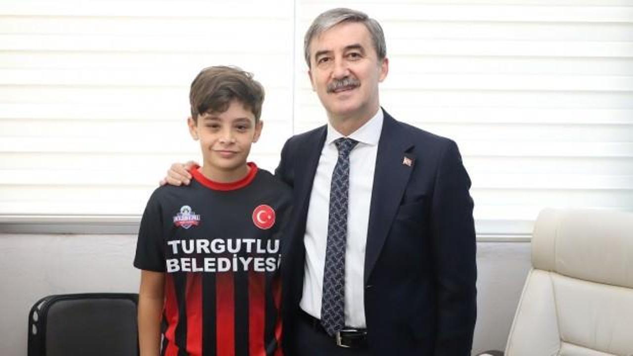  Turgutluspor'dan Fenerbahçe'ye transfer oldu
