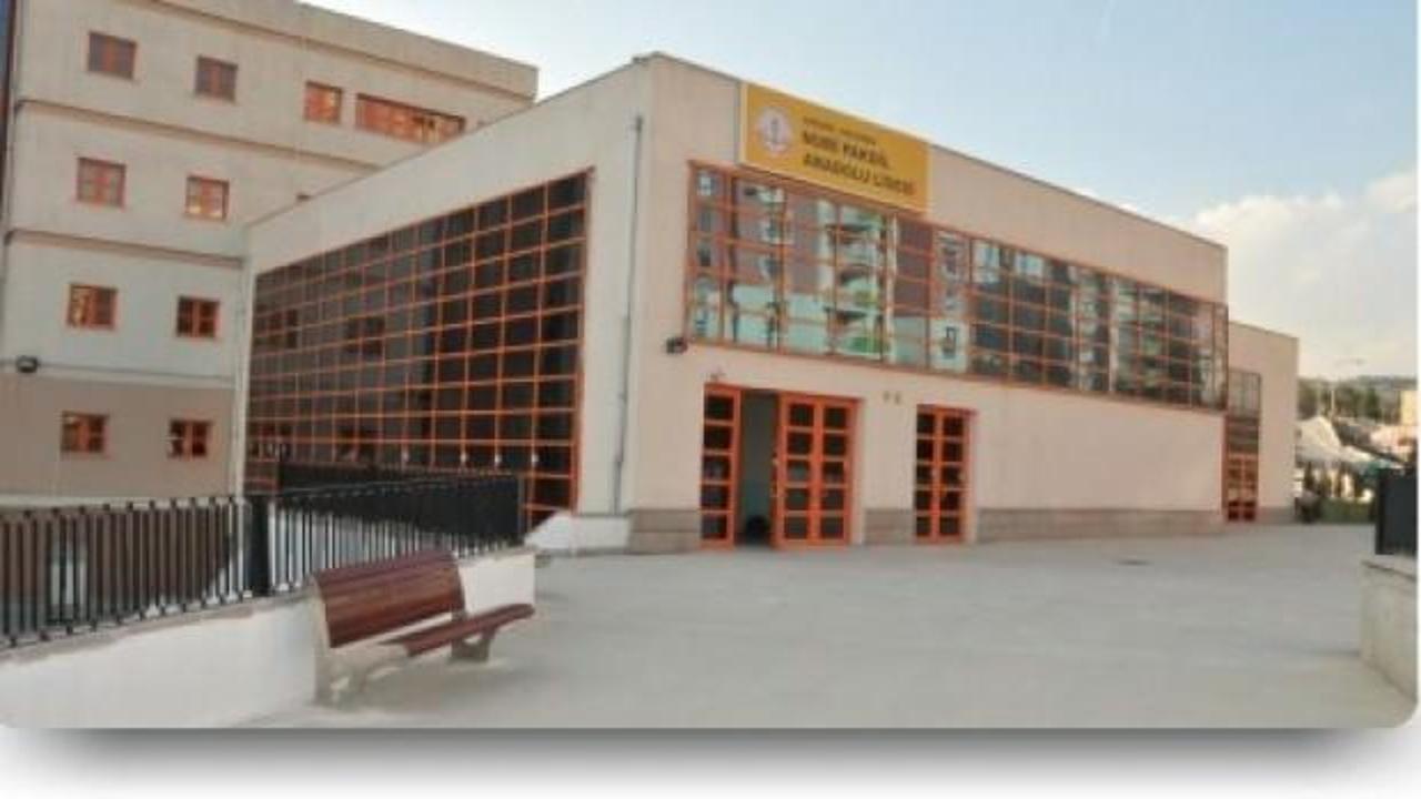Nuri Pakdil Anadolu Lisesi, mescide kavuşuyor