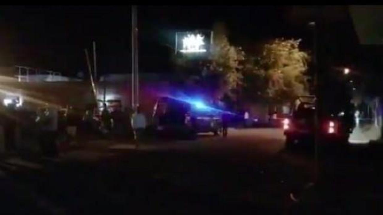 Meksika'da gece kulübüne silahlı saldırı: 15 ölü