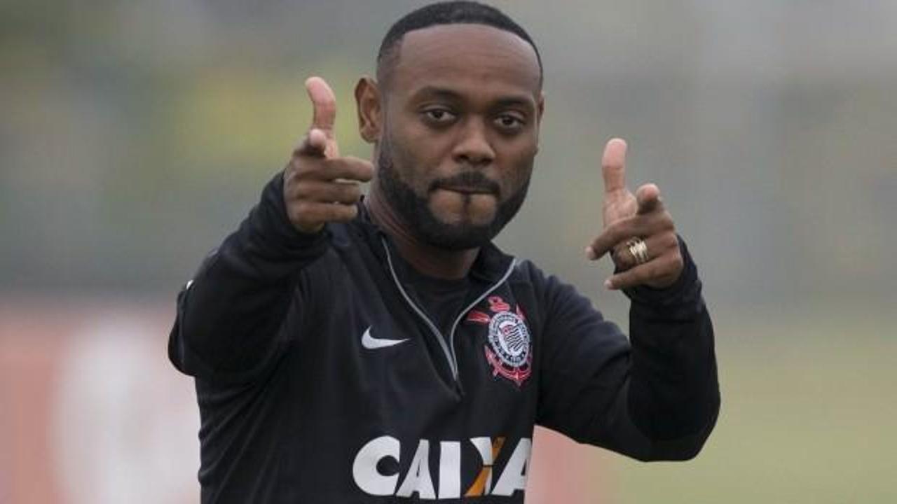 Vagner Love: Etrafımda kimse bu virüsü kapmadı