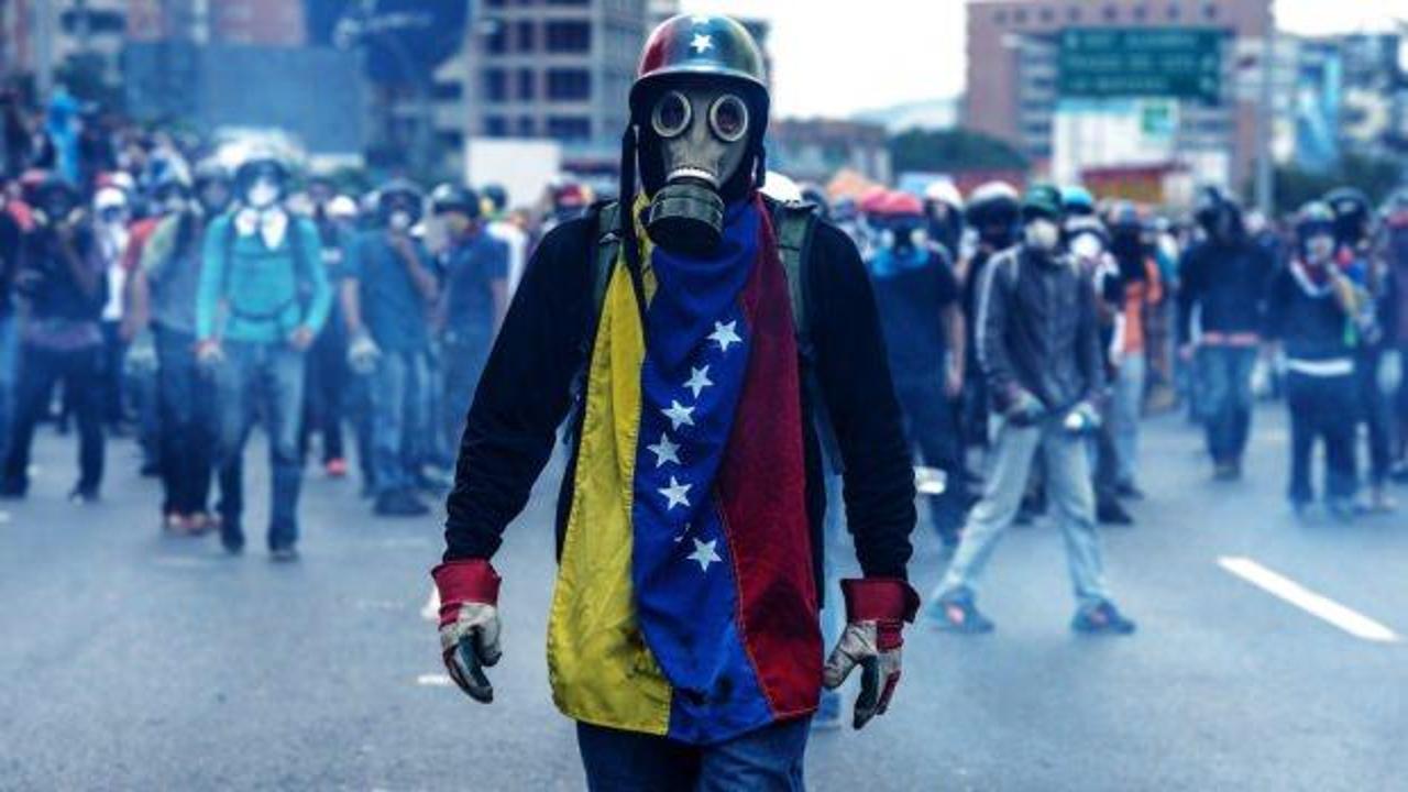 Maduro'dan misilleme geldi: Bizde sokakta olacağız!