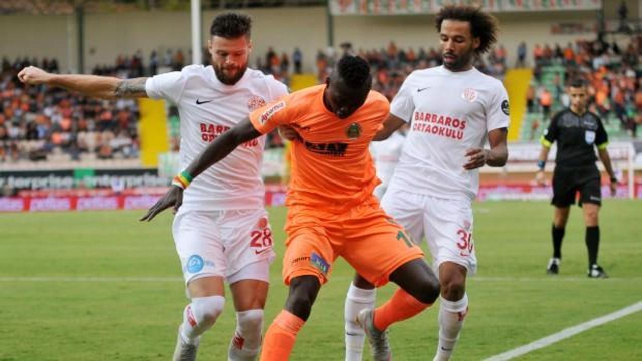 Antalyaspor - Alanyaspor maçının tarihi değişti