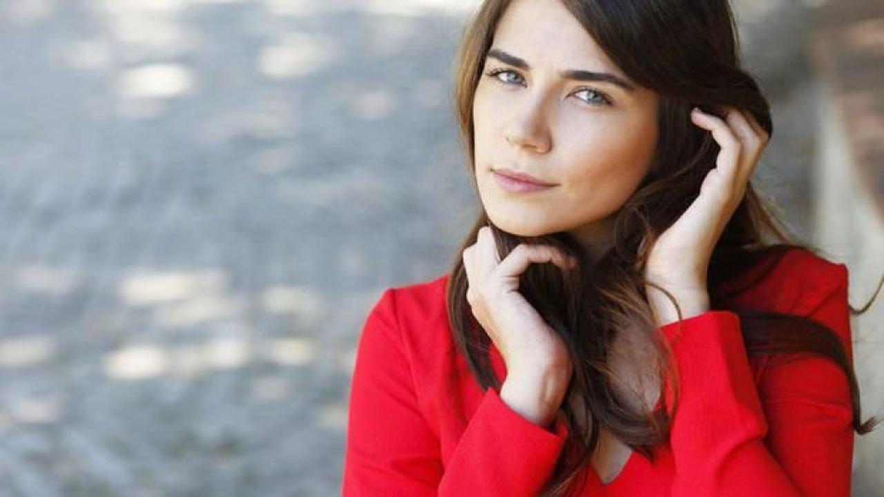 Buse Varol imajını değiştirdi!