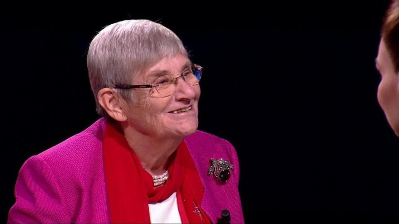 Canan Karatay'dan şalgam suyuna &ouml;vg&uuml; dolu s&ouml;zler!