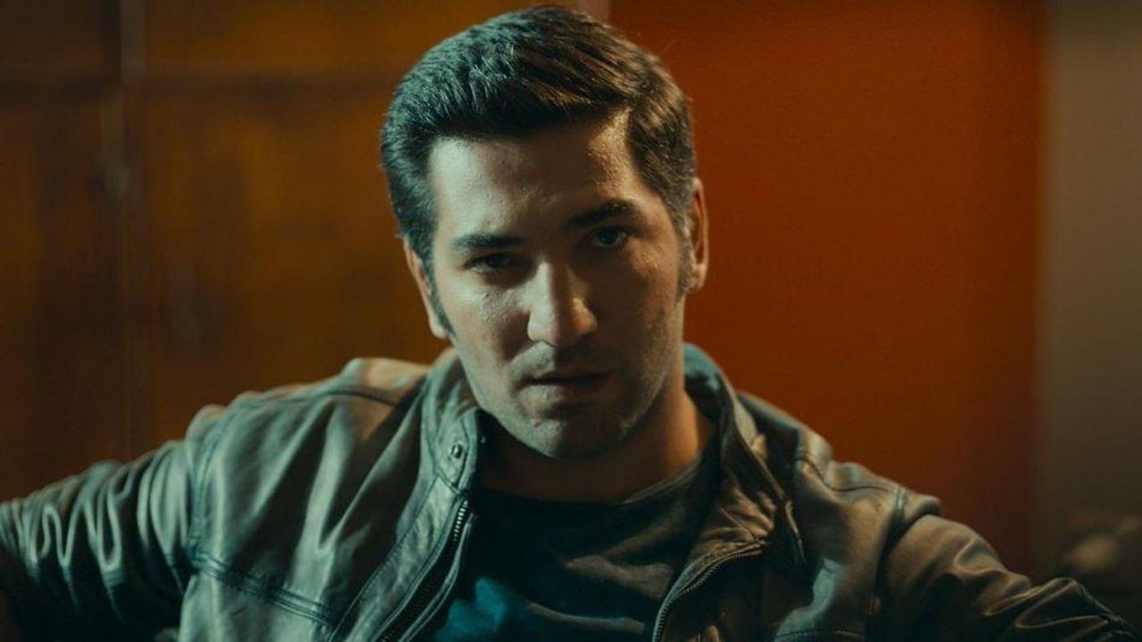 Usta oyuncu Menderes Samancılar &Ccedil;ukur'la ekranlara d&ouml;n&uuml;yor