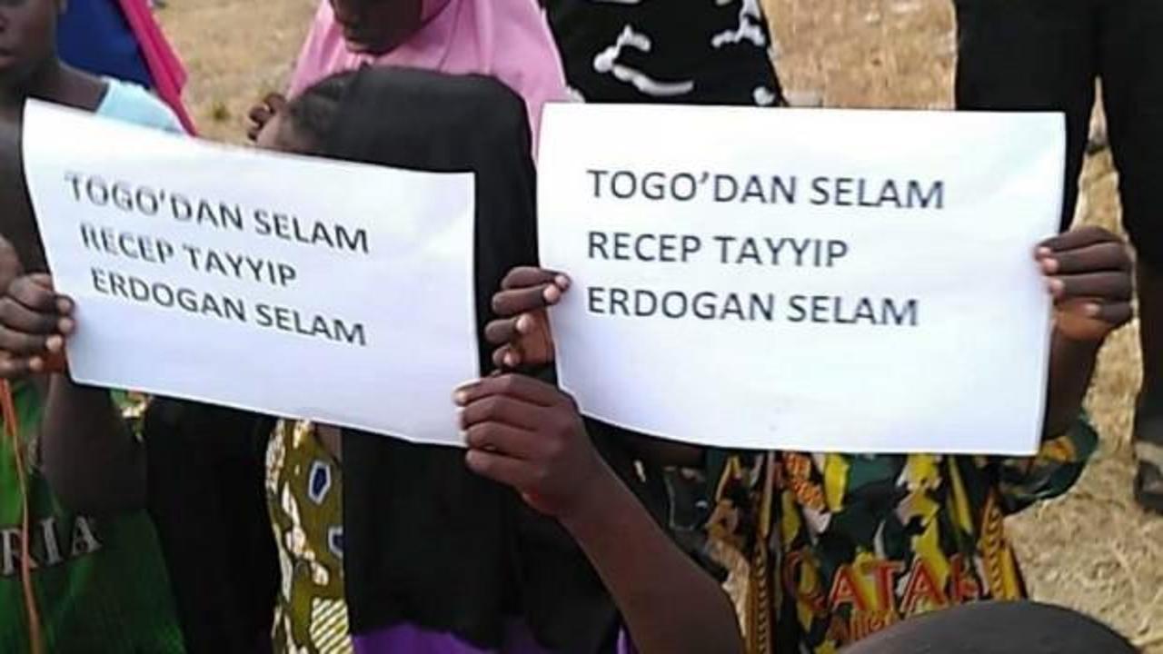 Afrikalı çocuklardan Cumhurbaşkanı Erdoğan’a sevgi mesajı