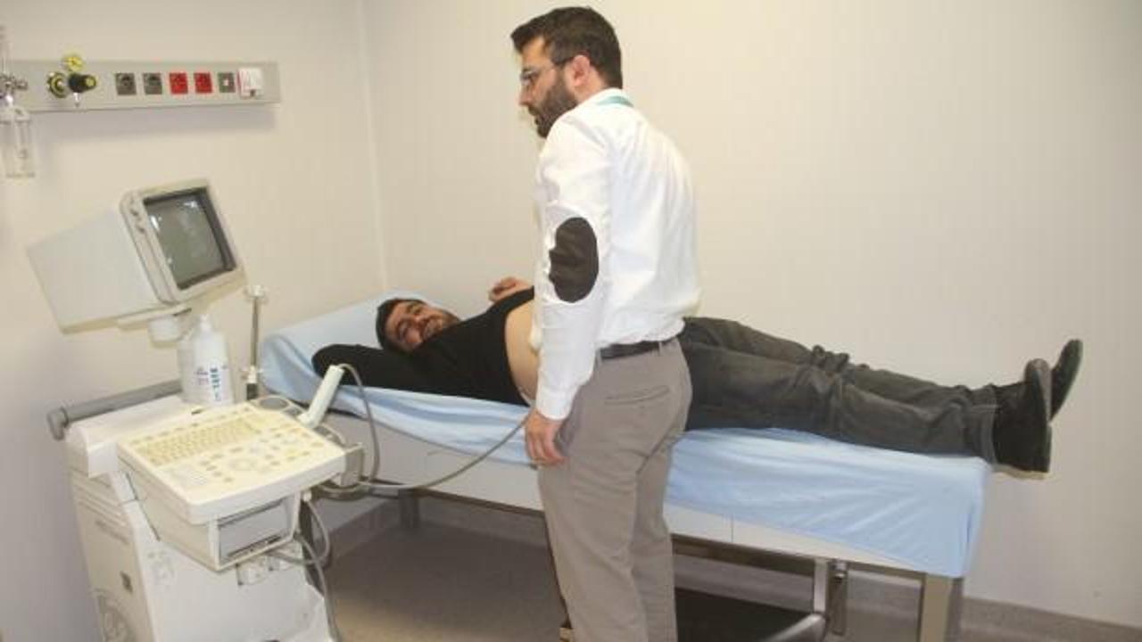 Böbreğinden çıkanlar şaşkına çevirdi! Tam 152 parça...