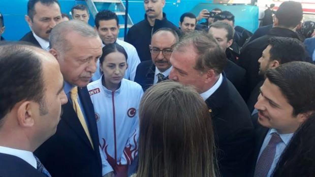 Cumhurbaşkanı Erdoğan, milli tekvandocularla görüştü