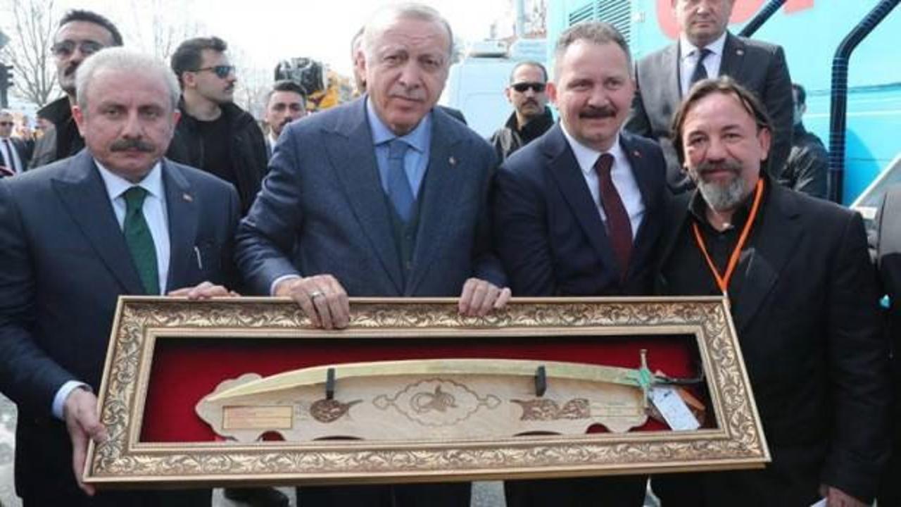 Cumhurbaşkanı Erdoğan'a anlamlı hediye