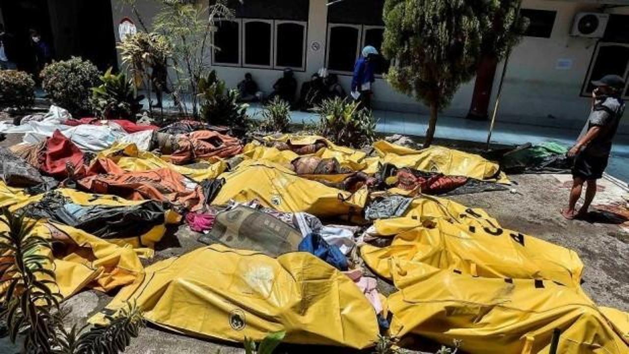Endonezya'da büyük acı: En az 92 ölü, 160 yaralı