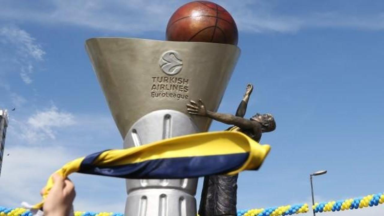 F.Bahçe'nin Euroleague Zaferi anıtı dikildi