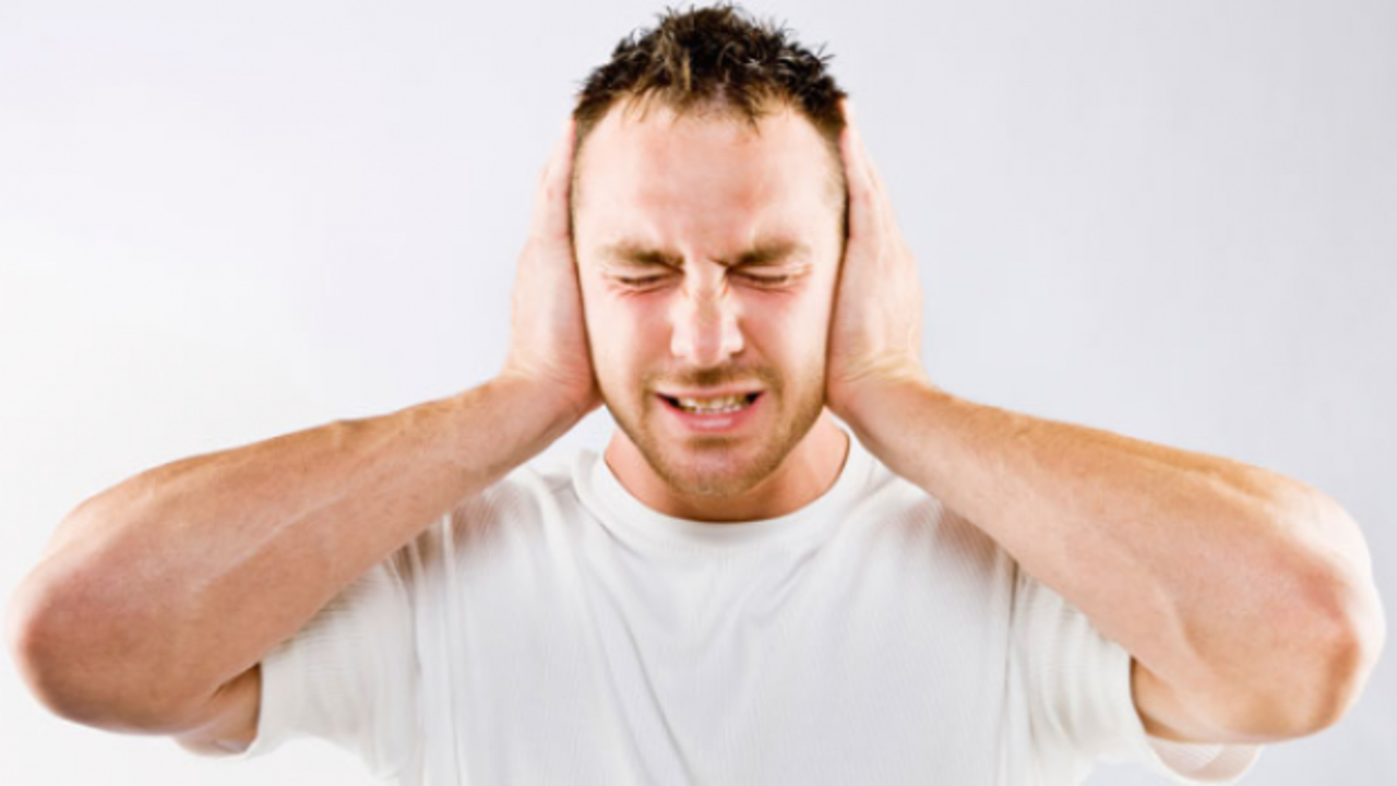 Kulak ağrısı neden olur & nasıl geçer: Geçmeyen kulak ağrısına ne iyi gelir? Tedavisi...