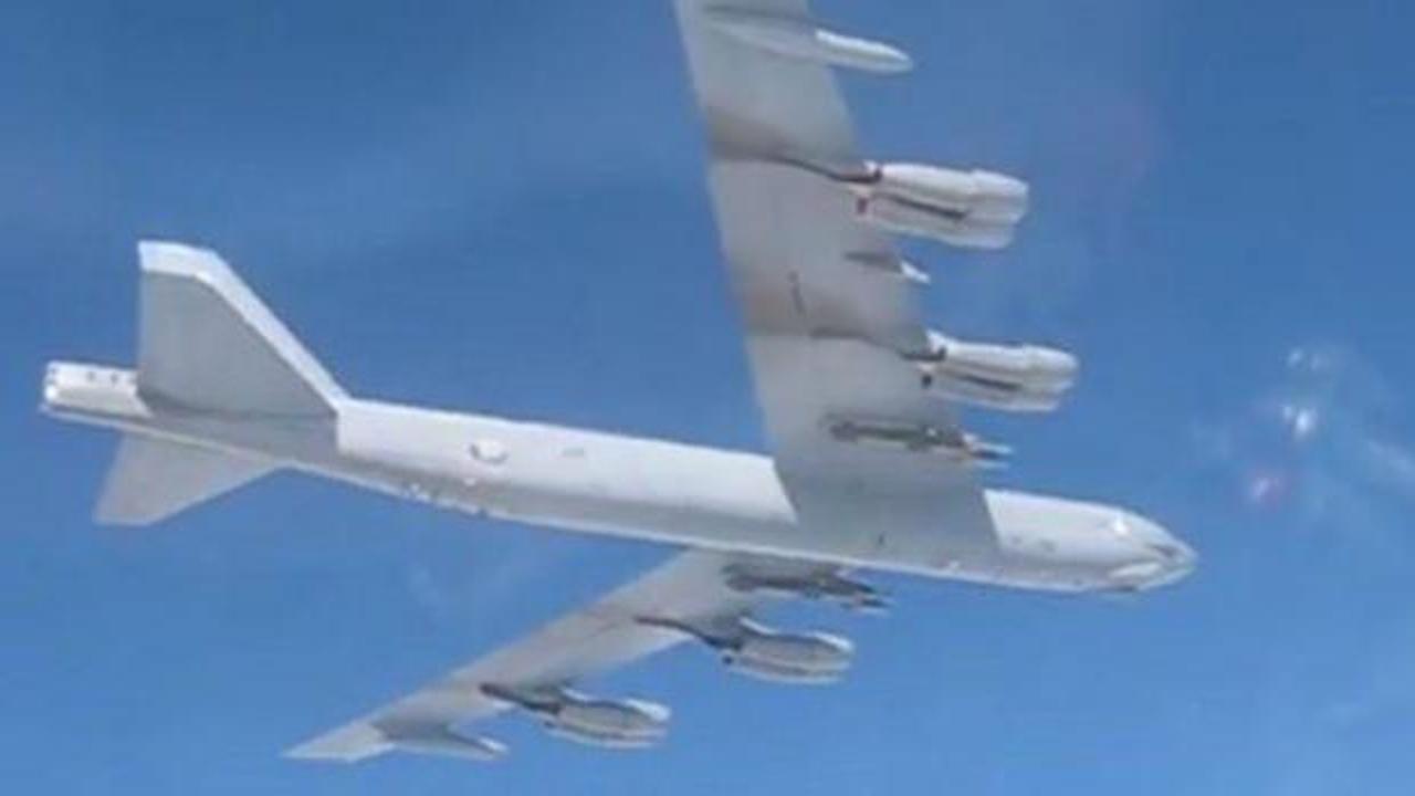 Tehlike... ABD bombardıman uçakları ve Rus savaş uçakları havalandı!