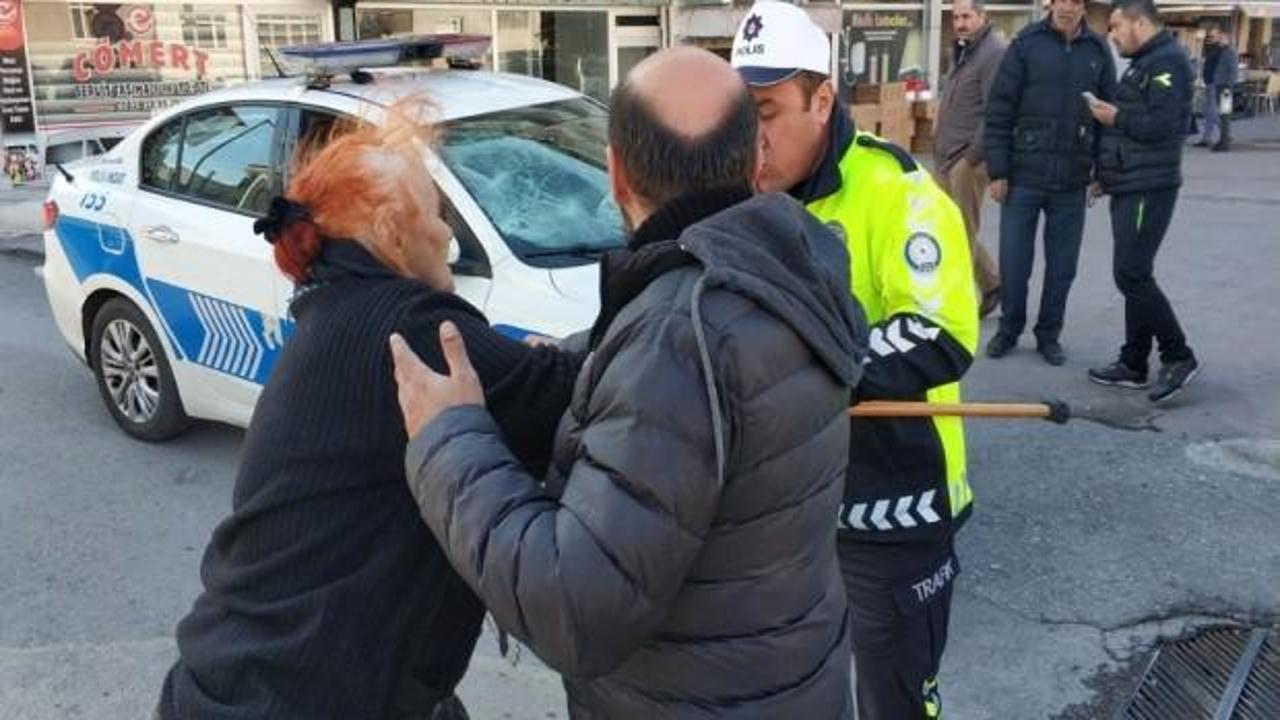Çevirmeye takılınca anne ve oğlu polise saldırdı! 