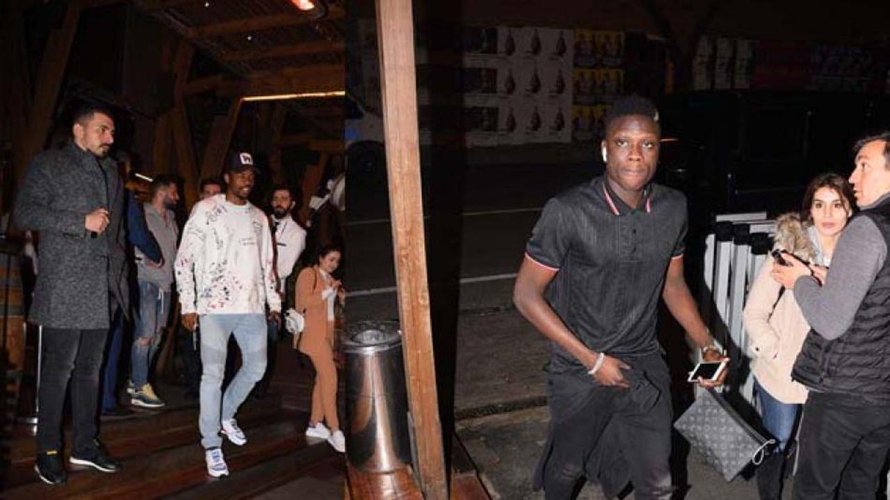 Galatasayar'ın futbolcuları Nusret'ten çıkarken görüntülendi!