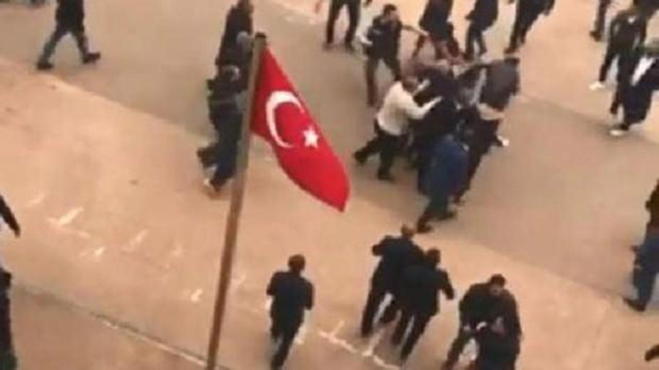 Şanlıurfa'da sandık başında kanlı kavga! Onlarca yaralı var