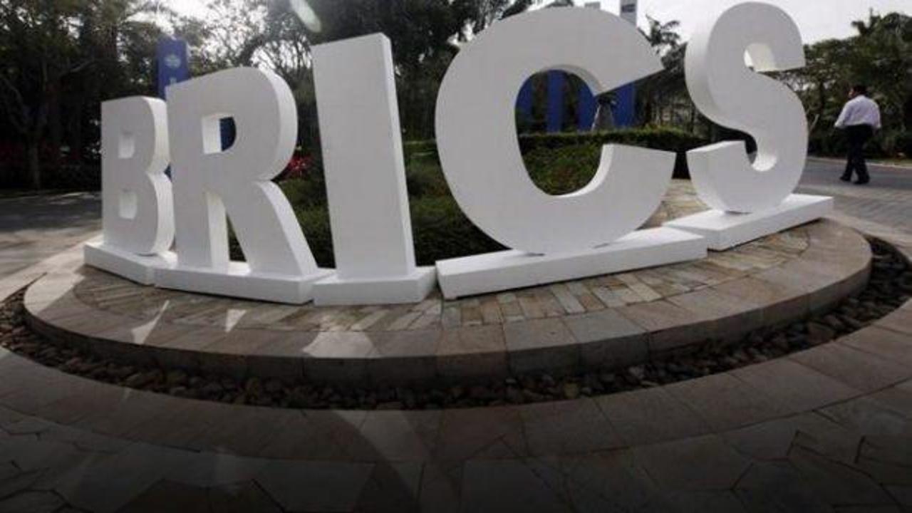 Güney Afrika BRICS'ten 1 milyar dolar kredi alacak