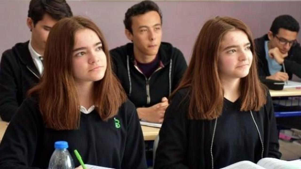 Liseli ikizleri birbirinden ayırmak g&uuml;&ccedil;