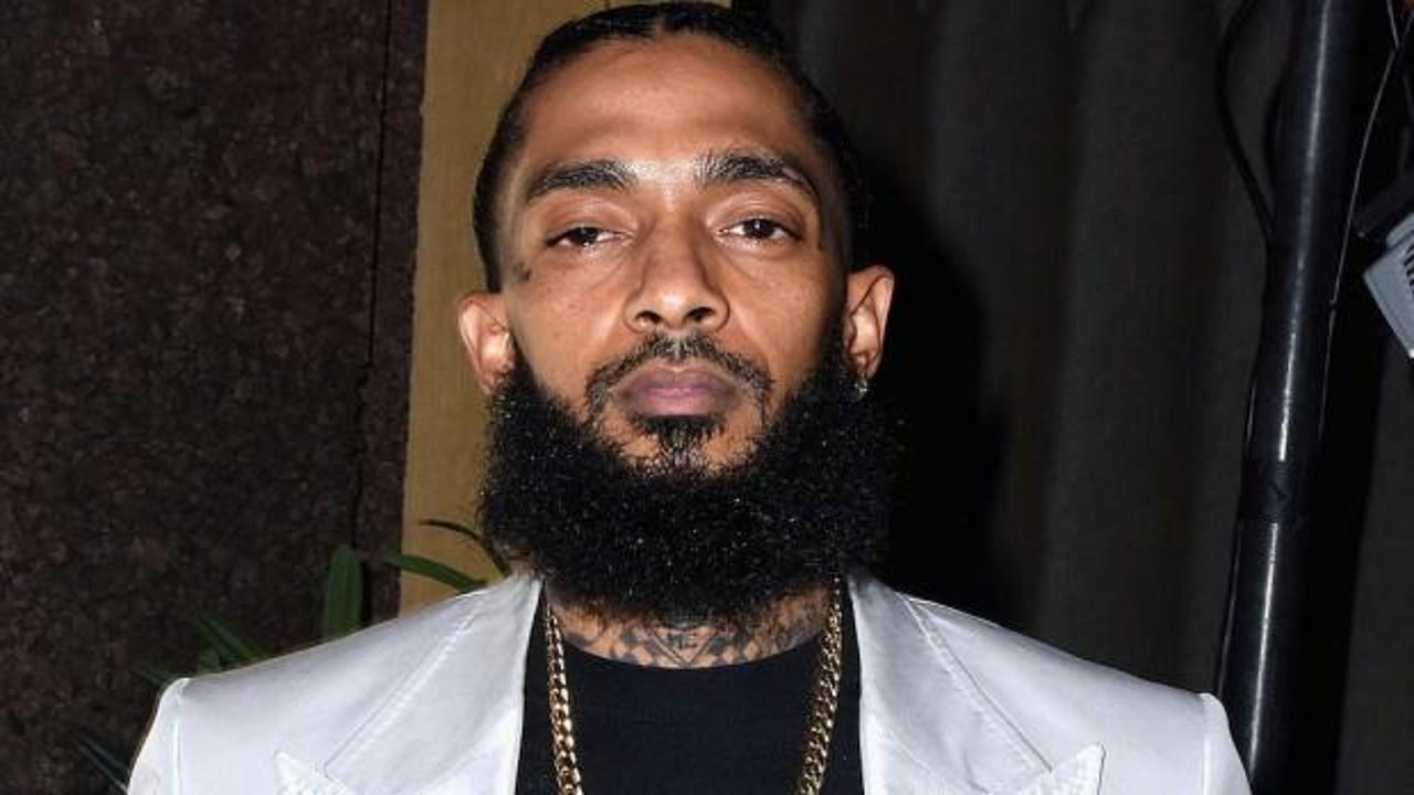 &Uuml;nl&uuml; rap şarkıcısı &ccedil;atışmada &ouml;ld&uuml;r&uuml;ld&uuml;!