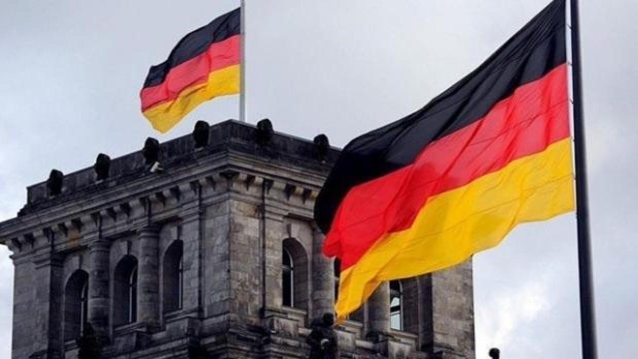 Almanya ekonomik büyüme tahminini yarı yarıya düşürecek