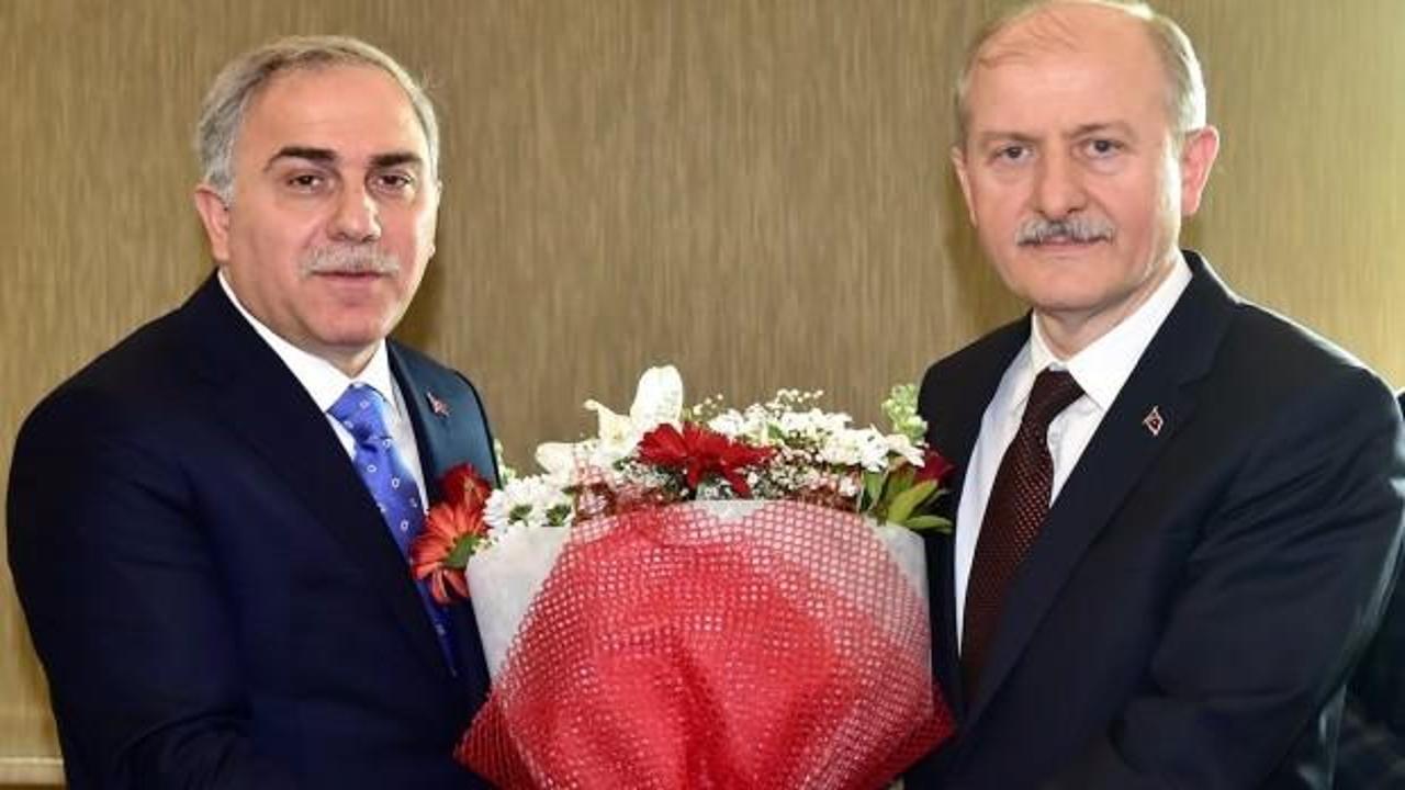 Mehmet Ergün Turan, Belediye Başkanlığı görevini devraldı