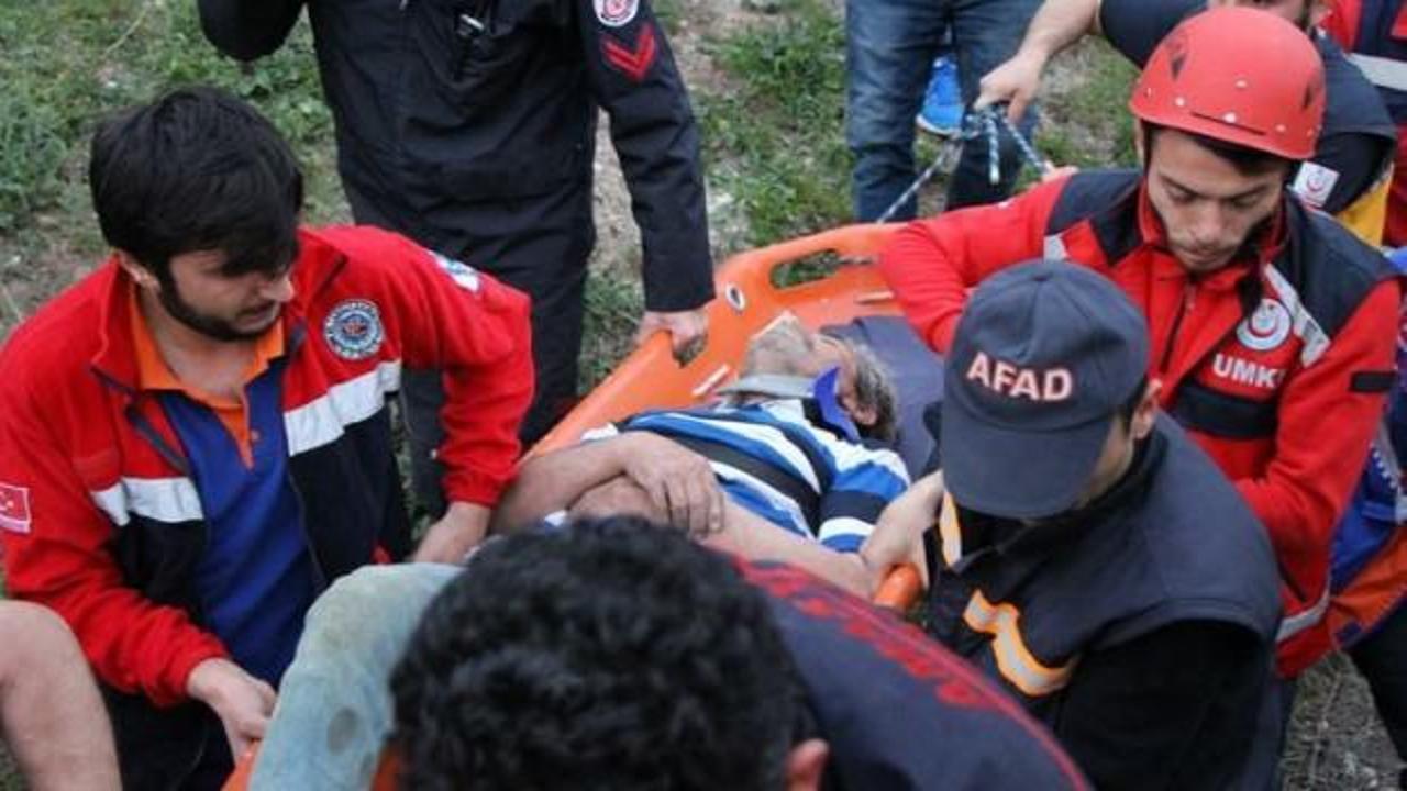 Ot toplamak i&ccedil;in &ccedil;ıktığı kayalıkta mahsur kaldı