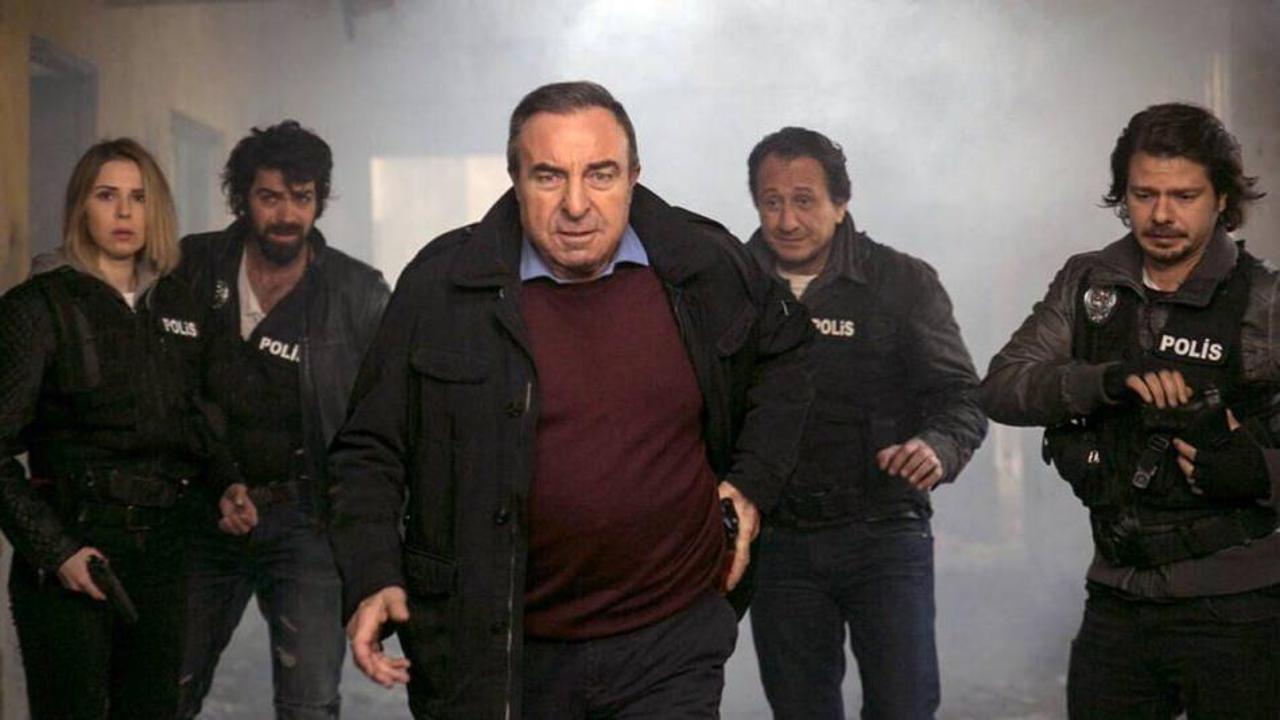 Arka Sokaklar dizisinin kadrosunda b&uuml;y&uuml;k değişim!