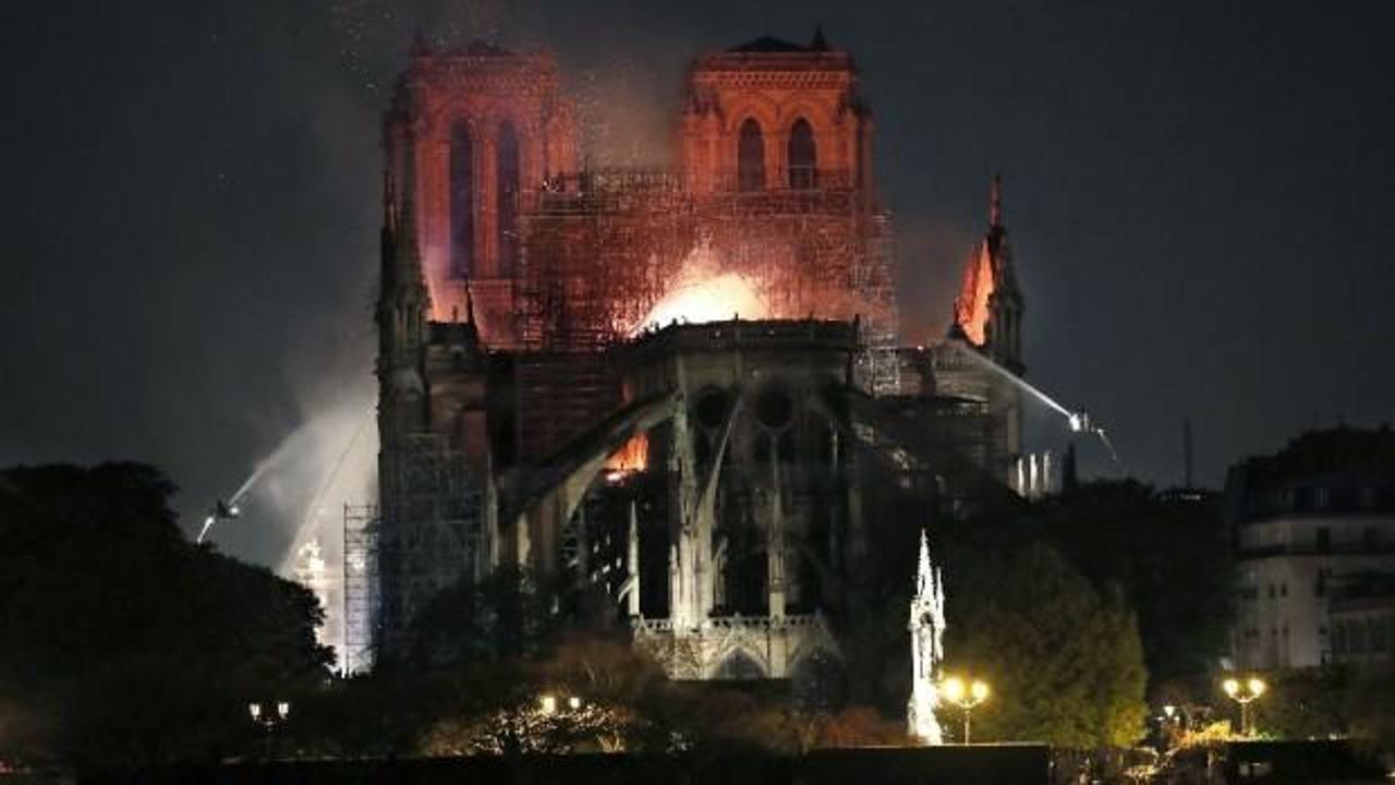 Notre Dame yangınının sebebiyle ilgili açıklama!