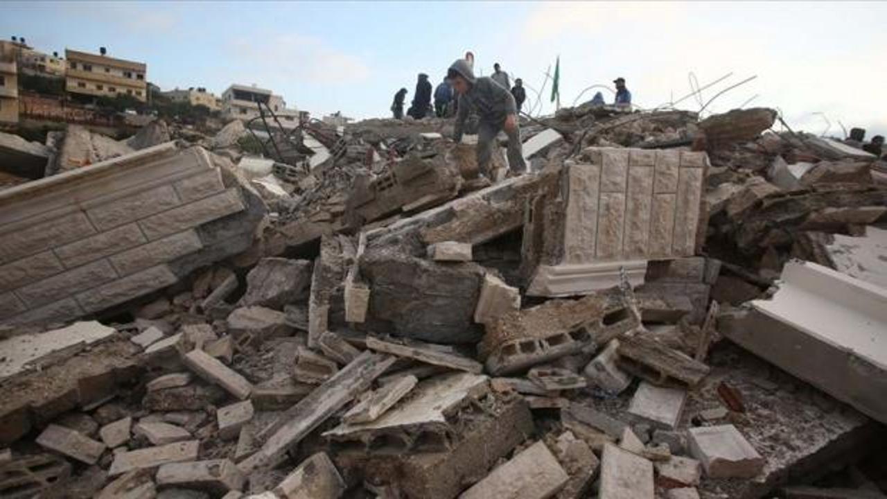 Salih Ömer Salih el-Bergus'nin evini yıktılar