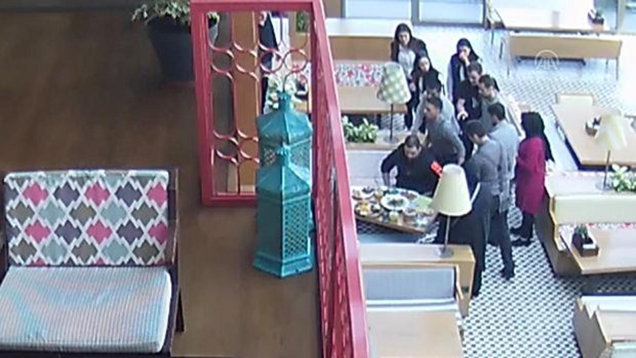 Garson turisti boğulmaktan son anda kurtardı