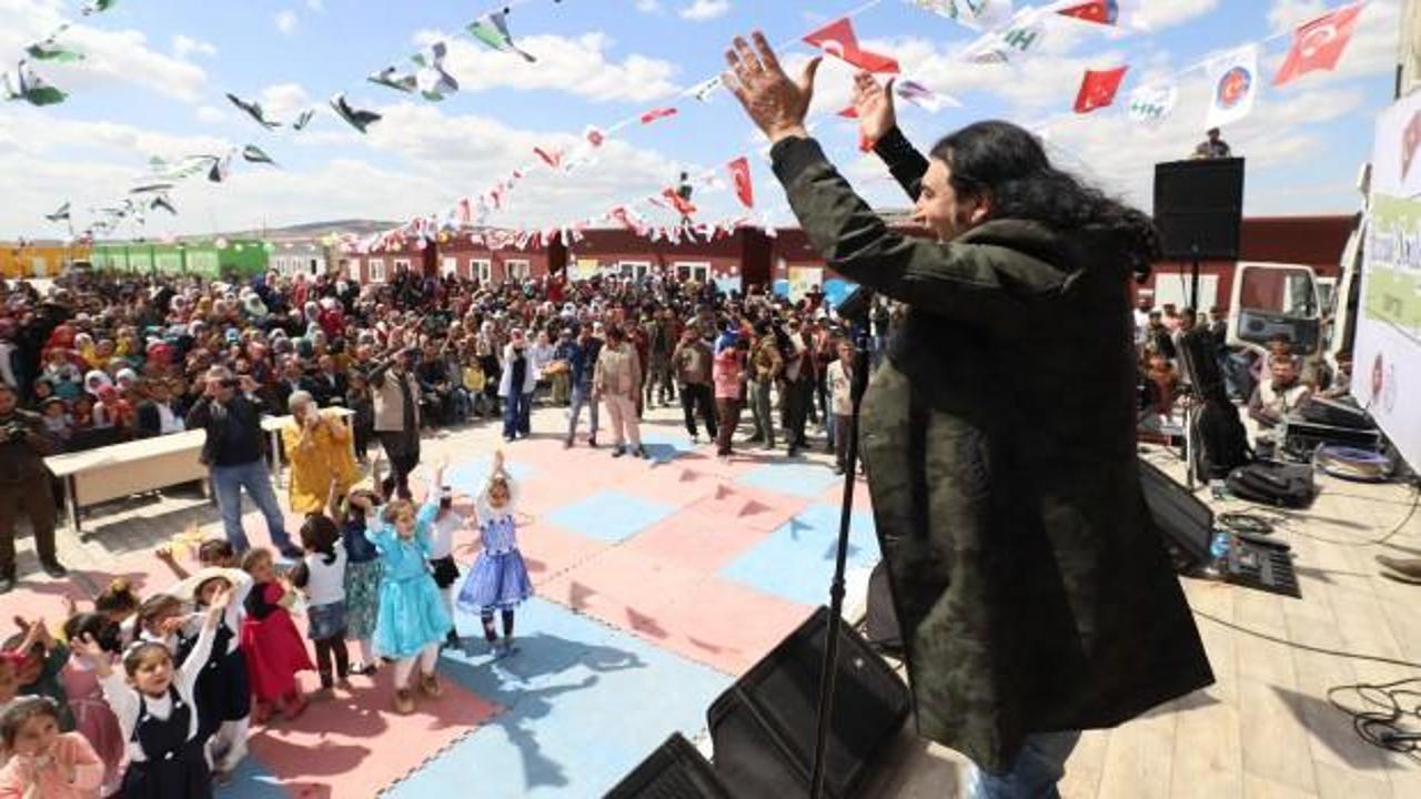 Murat Kekilli'den sanat&ccedil;ılara &ccedil;ağrı! Allah rızası i&ccedil;in yapın