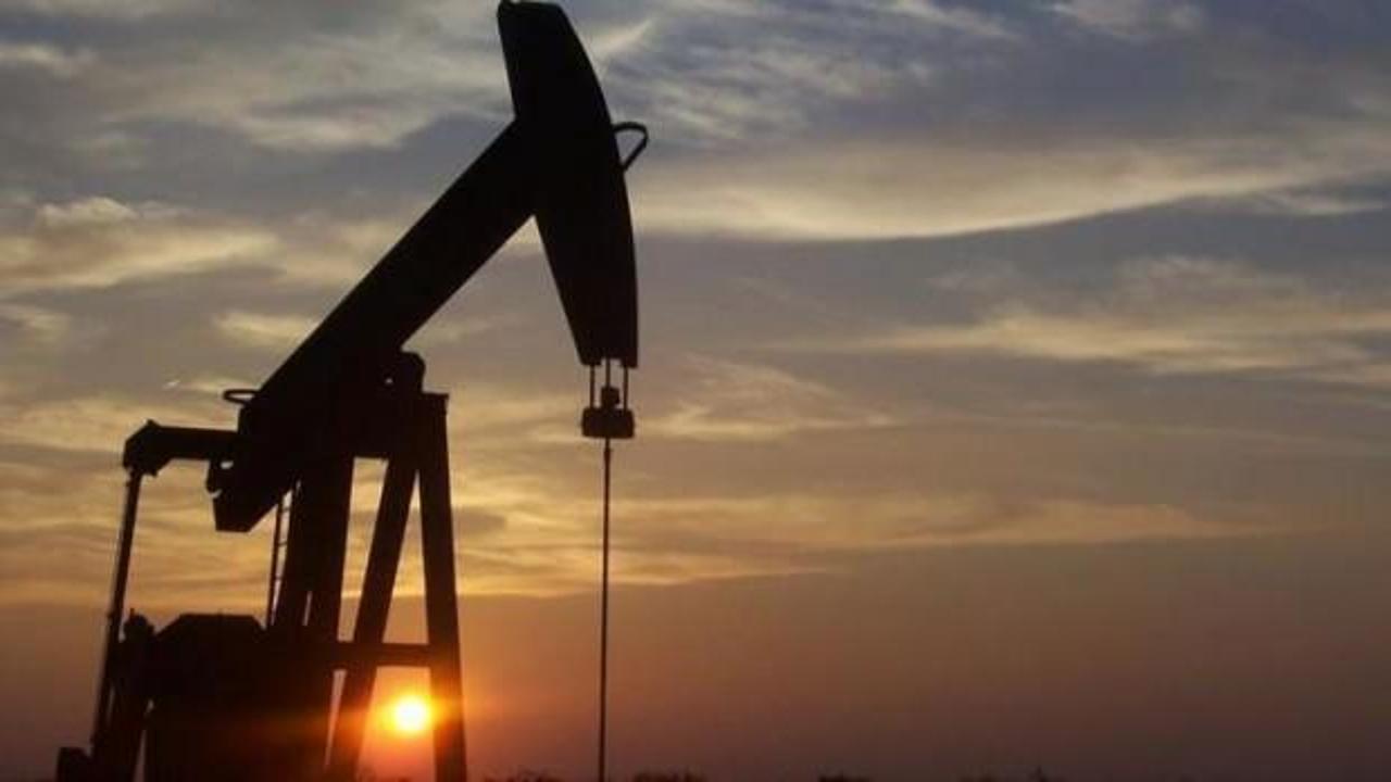 Brent petrolün varili 72,30 dolar