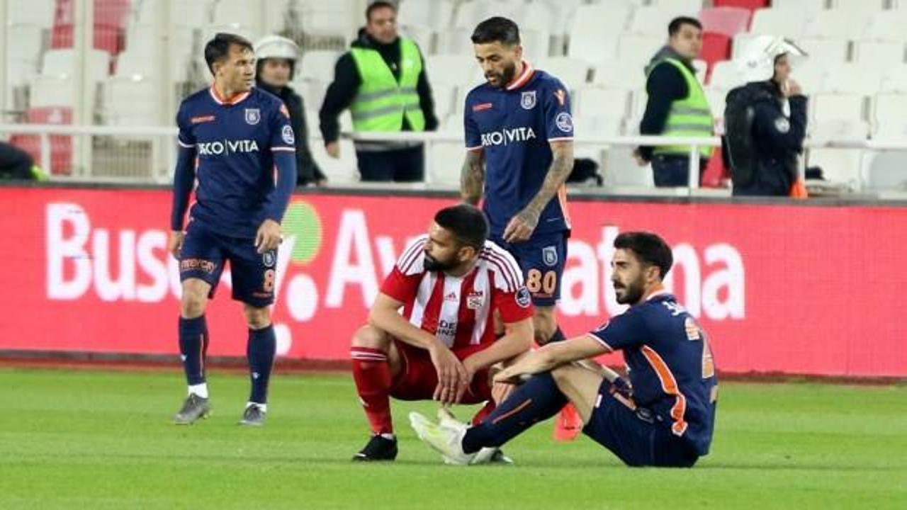 Medipol Başakşehir 4 maçta çöktü!